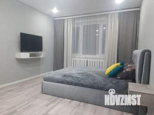 1-к квартира, посуточно, 33м2, 3/9 этаж