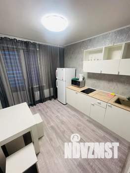 1-к квартира, посуточно, 36м2, 1/10 этаж