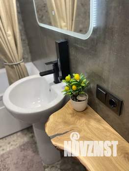 Студия квартира, посуточно, 41м2, 4/10 этаж