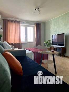 1-к квартира, посуточно, 40м2, 1/1 этаж