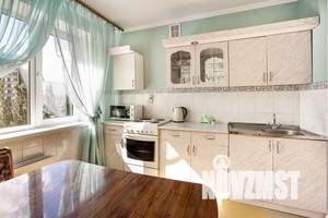 1-к квартира, посуточно, 33м2, 6/9 этаж