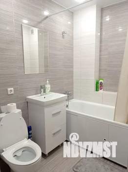 Студия квартира, посуточно, 24м2, 1/16 этаж