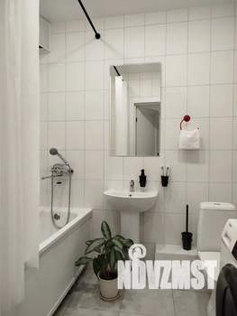 1-к квартира, посуточно, 34м2, 7/10 этаж