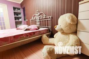 1-к квартира, посуточно, 35м2, 1/16 этаж