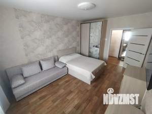 1-к квартира, посуточно, 40м2, 1/9 этаж