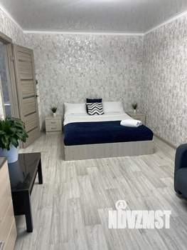 1-к квартира, посуточно, 35м2, 3/9 этаж