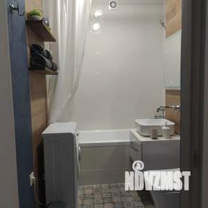 2-к квартира, посуточно, 40м2, 4/8 этаж