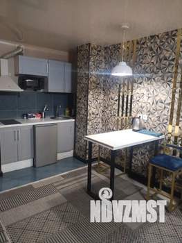 Студия квартира, посуточно, 27м2, 1/10 этаж