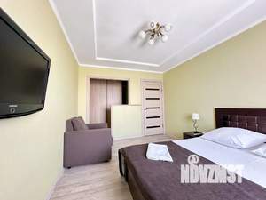 1-к квартира, посуточно, 37м2, 7/16 этаж