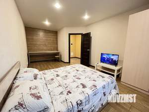 1-к квартира, посуточно, 38м2, 1/10 этаж