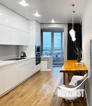 Студия квартира, посуточно, 45м2, 11/17 этаж