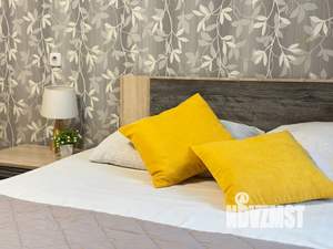 1-к квартира, посуточно, 39м2, 6/9 этаж