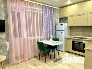 1-к квартира, посуточно, 42м2, 3/9 этаж