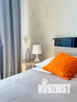 1-к квартира, посуточно, 35м2, 4/8 этаж