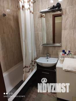 1-к квартира, посуточно, 42м2, 5/10 этаж