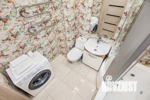 Студия квартира, посуточно, 35м2, 3/16 этаж