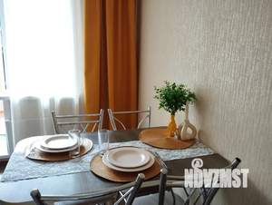 1-к квартира, посуточно, 42м2, 6/10 этаж