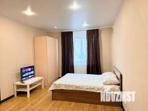 1-к квартира, посуточно, 37м2, 1/10 этаж