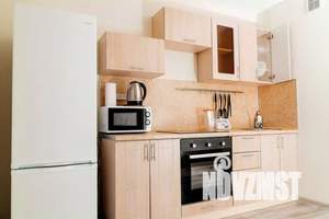 1-к квартира, посуточно, 38м2, 8/10 этаж