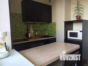 1-к квартира, посуточно, 40м2, 7/16 этаж