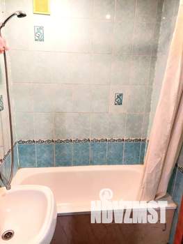 1-к квартира, посуточно, 38м2, 9/16 этаж
