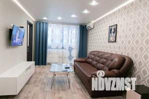 2-к квартира, посуточно, 47м2, 1/5 этаж