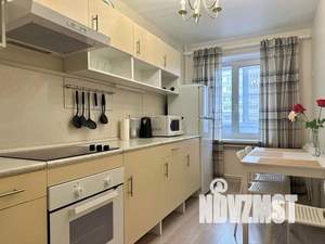 3-к квартира, посуточно, 79м2, 1/1 этаж