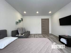 1-к квартира, посуточно, 40м2, 9/9 этаж