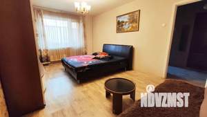 1-к квартира, посуточно, 35м2, 6/9 этаж