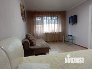 1-к квартира, посуточно, 34м2, 4/5 этаж