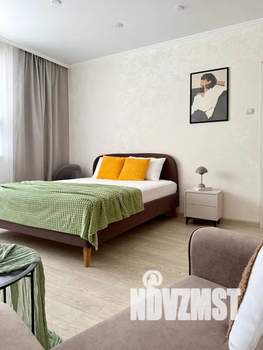 1-к квартира, посуточно, 37м2, 3/11 этаж