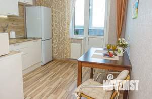 1-к квартира, посуточно, 40м2, 21/26 этаж