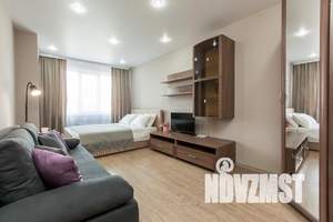 1-к квартира, посуточно, 37м2, 4/10 этаж