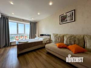 1-к квартира, посуточно, 35м2, 4/9 этаж