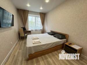 1-к квартира, посуточно, 36м2, 3/10 этаж