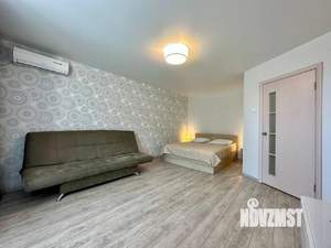 1-к квартира, посуточно, 40м2, 8/16 этаж