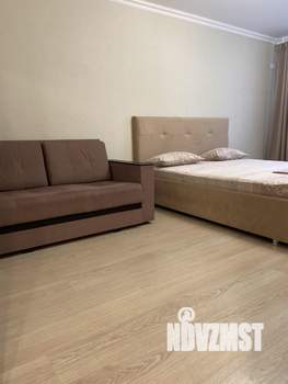 1-к квартира, посуточно, 37м2, 3/17 этаж