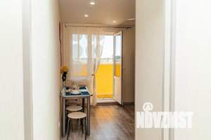 1-к квартира, посуточно, 38м2, 1/1 этаж