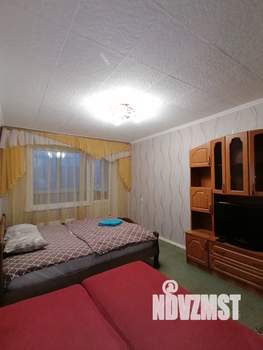 1-к квартира, посуточно, 40м2, 1/9 этаж