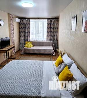 1-к квартира, посуточно, 38м2, 2/10 этаж