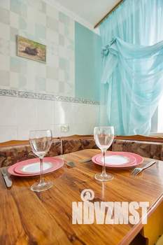 1-к квартира, посуточно, 35м2, 6/9 этаж