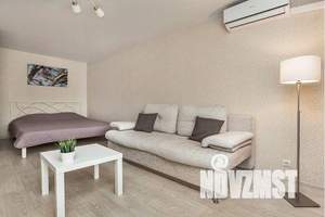 1-к квартира, посуточно, 43м2, 13/18 этаж