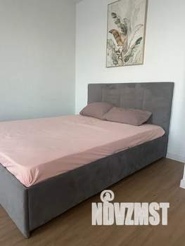 Студия квартира, посуточно, 37м2, 13/18 этаж