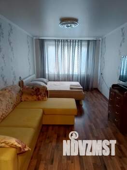 2-к квартира, посуточно, 52м2, 1/10 этаж