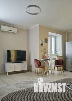 1-к квартира, посуточно, 38м2, 1/1 этаж