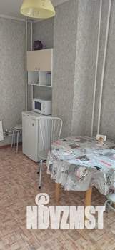 1-к квартира, посуточно, 38м2, 9/18 этаж