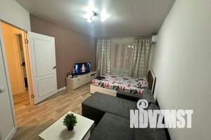 1-к квартира, посуточно, 41м2, 2/10 этаж