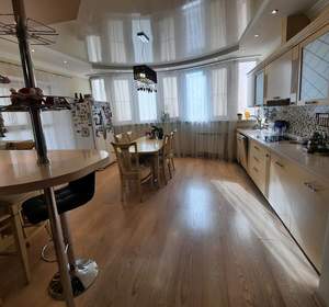 4-к квартира, на длительный срок, 150м2, 6/15 этаж