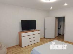 1-к квартира, на длительный срок, 53м2, 8/10 этаж