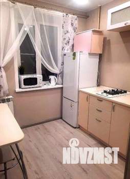 1-к квартира, посуточно, 53м2, 1/1 этаж